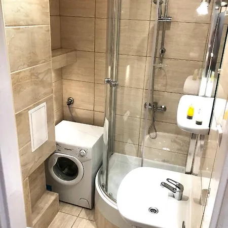 Apartment Center -stare Miasto